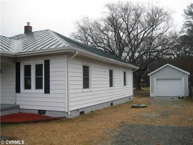 Parking Lot/Garage - Detached Garage!