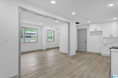 1629 5th Way NW, Center Point, AL 35215 - photo 5