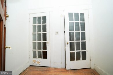 4167 Fairview Ave, Baltimore, MD 21216 - photo 2