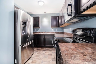 Fully-equipped kitchen
