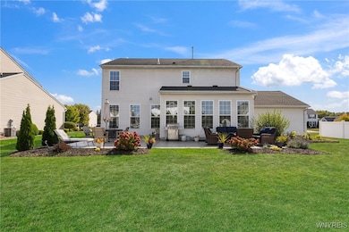 2466 King Fisher Ln, Niagara Falls, NY 14304 - photo 3