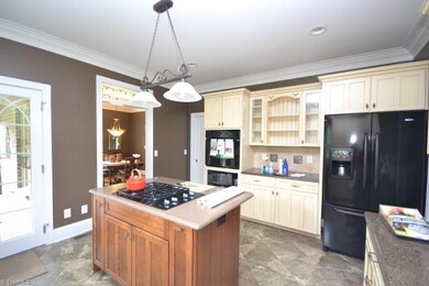 842 Anns Ct, Asheboro, NC 27205 - photo 6