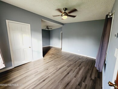 2835 Parr Ct W, Jacksonville, FL 32216 - photo 3