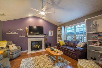 Large, Bright & Airy Living Room