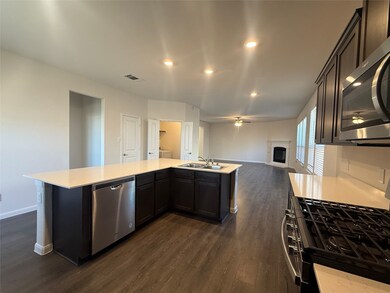 3947 Oak Creek Cir, Denison, TX 75020 - photo 7