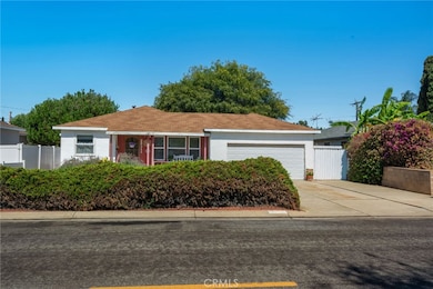 20111 Spruce Ave, Newport Beach, CA 92660 - photo 2