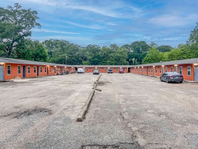 415 N Beauregard St unit 18, Alvin, TX 77511 - photo 7