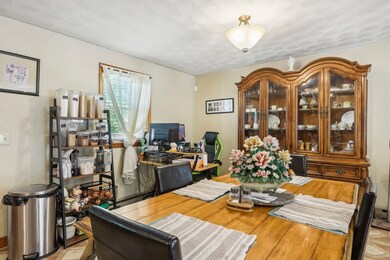 16 Maxdale Rd, Worcester, MA 01602 - photo 6