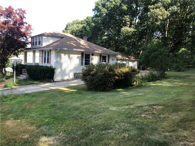 152 Rhodes Ave, Woonsocket, RI 02895 - photo 2