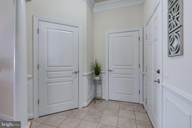 7871 Rolling Woods Ct unit 401, Springfield, VA 22152 - photo 5