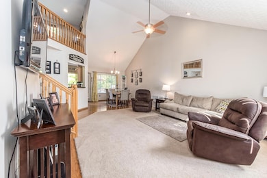 S - 766 Windy Hill Ln - 004
