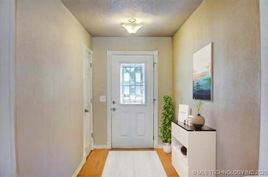 Entry using Virtual staging