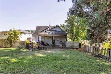 211 E 7th Ave, Tarentum, PA 15084 - photo 6