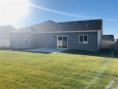 917 Birchton Loop, Twin Falls, ID 83301 - photo 5