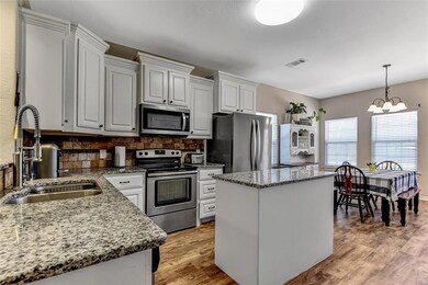 107 Loraine St, Pottsboro, TX 75076 - photo 6