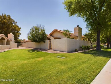 1073 E Chilton Dr, Tempe, AZ 85283 - photo 4