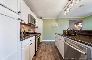 18514 S Fern Valley Dr, Claremore, OK 74019 - photo 6