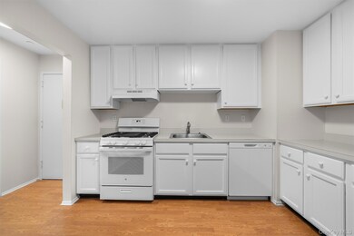 10-12 Chestnut St unit B 208, Suffern, NY 10901 - photo 7