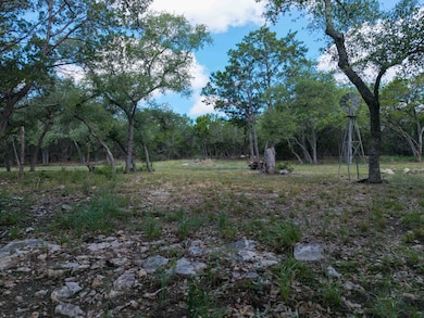 581 Gallagher Dr, Canyon Lake, TX 78133 - photo 3