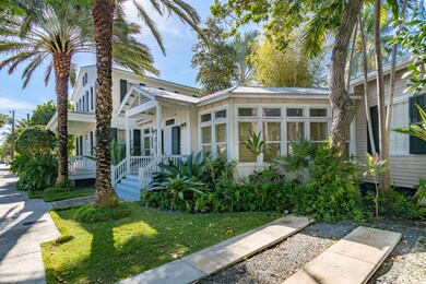 808 Windsor Front