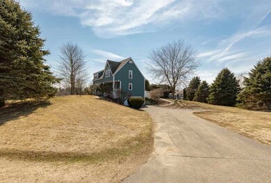 12 Chase Ln, Stratham, NH 03885 - photo 3