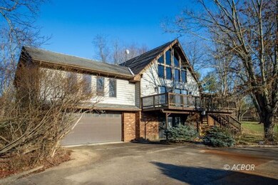 8434 Lavelle Rd. Athens, OH