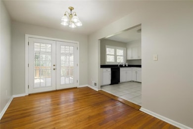 2821 Petersburg Ct, Decatur, GA 30034 - photo 5