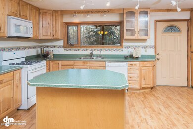 Kitchen_DMD_8668-SMALL