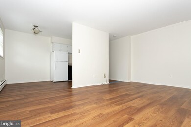 335 E Lancaster Ave unit D11, Downingtown, PA 19335 - photo 6