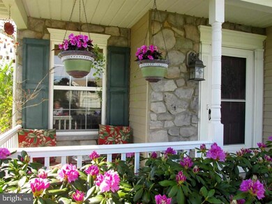 609 Butterfly Cir unit 116, Dallastown, PA 17313 - photo 3