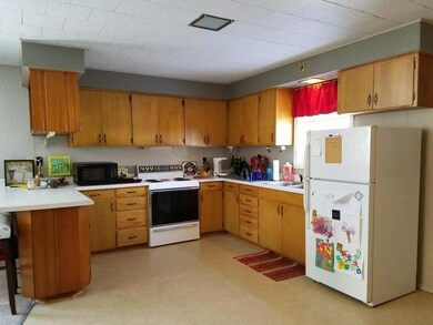 207 W Merrill Ave, Tomahawk, AK 54487 - photo 7