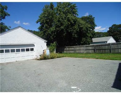 15 Rathbun St, West Warwick, RI 02893 - photo 2