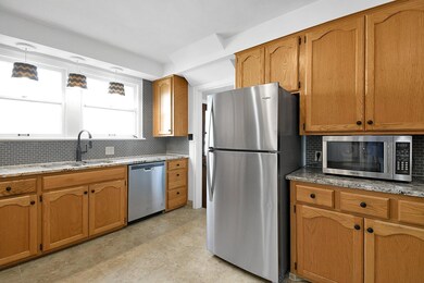 22-web-or-mls-34-nottingham-rd