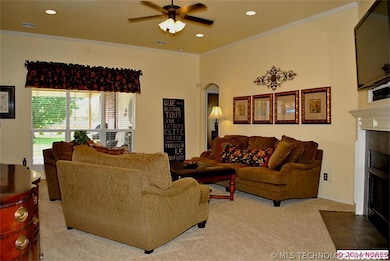 Large Greatroom with lots of windows overlooking l