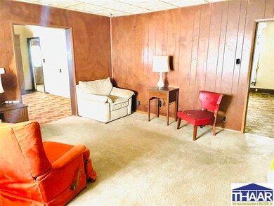 590 E Vincennes St, Linton, IN 47441 - photo 3