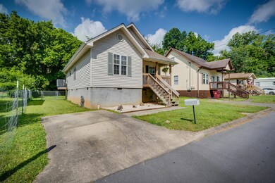 1712 Daytona Ct, Johnson City, TN 37601 - photo 2