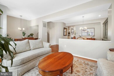 11534 Hemingway Dr, Reston, VA 20194 - photo 7