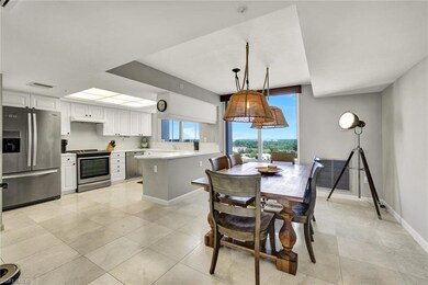 Dining room featuring visible vents, baseboards, a