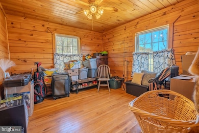 160 Woodpecker Dr, Mount Pleasant Mills, PA 17853 - photo 4