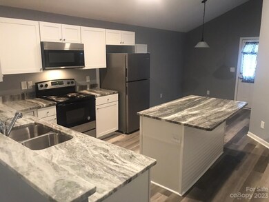 1406 Southridge St unit 4, Shelby, NC 28152 - photo 7