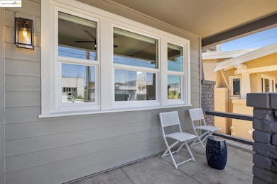 1092 Dwight Way, Berkeley, CA 94710 - photo 4