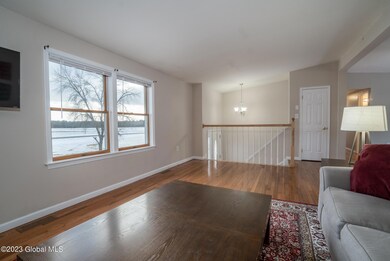 365 Clove Rd Castleton-On-Hudson NY mls-