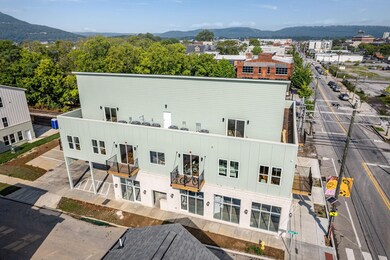 3-web-or-mls-1511-adams-st