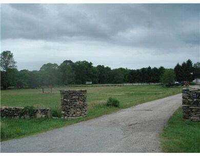 2415 Tower Hill Rd, Saunderstown, RI 02874 - photo 5