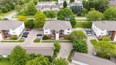 141 S Scott Blvd, Iowa City, IA 52245 - photo 7