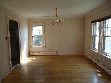 639 N Martin Ave, Waukegan, IL 60085 - photo 7