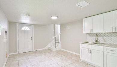 5017 Boicewood St unit 2, Houston, TX 77016 - photo 3