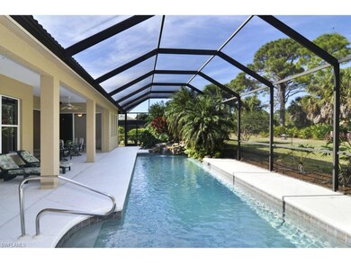 Lap pool with deep middle ideal for water volley b