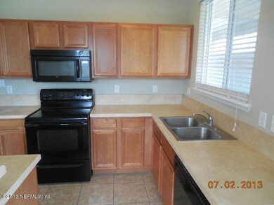 2300 Red Moon Dr, Jacksonville, FL 32216 - photo 5