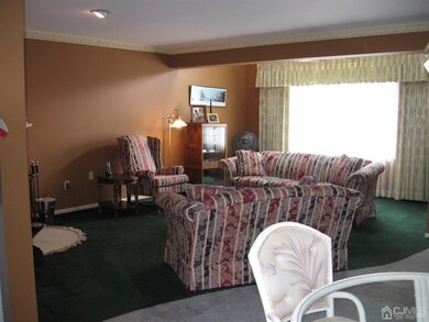 90 Jamie Ct, Monmouth Junction, NJ 08852 - photo 5